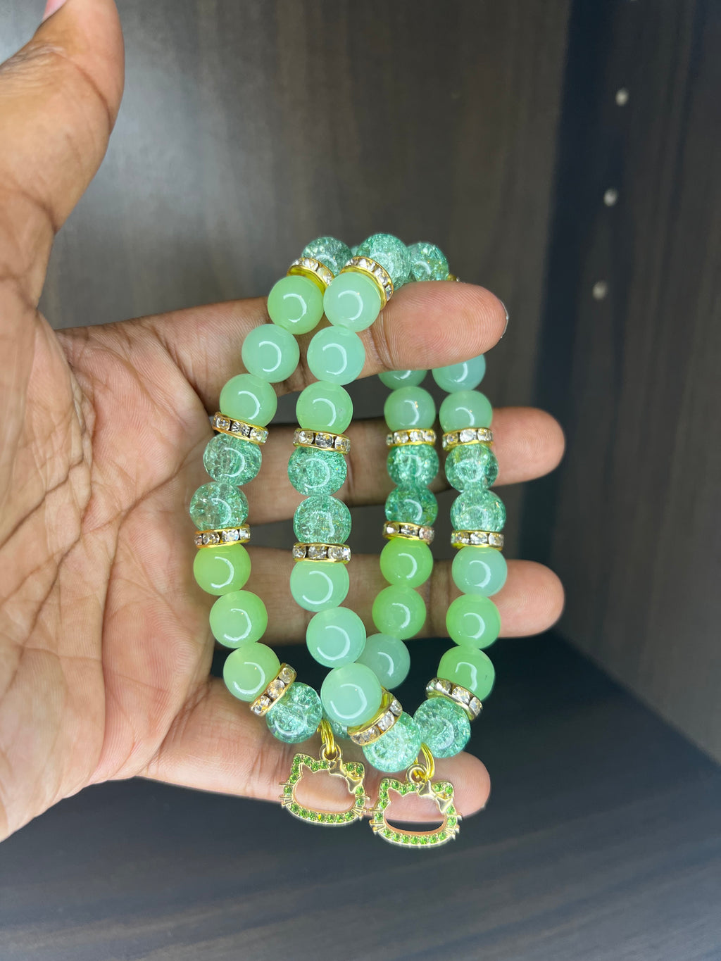 Mint Breeze | Kawaii Reflections