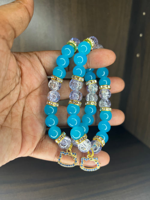 Aqua Glow | Kawaii Reflections